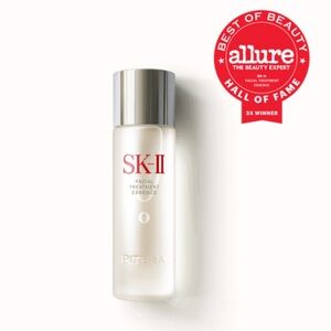 SK -II THE MUST-HAVE

PITERA™ Facial Treatment Essence
